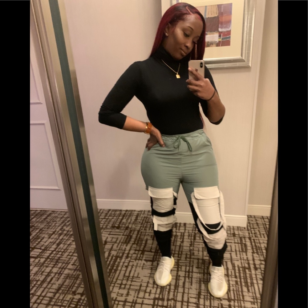 Meet your Posher, Anjolee